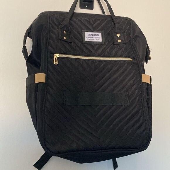 Vsnoon Quilted Black Diaper Travel Backpack with USB‎ Port & Laptop Sleeve main image 14
